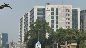 &lsquo;মধ্যরাতের অধ্যাদেশ&rsquo; বাতিলে সারাদেশে কলম বিরতি