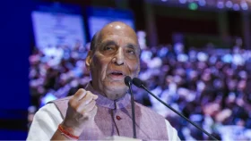 পাকিস্তান নিয়ন্ত্রিত কাশ্মীর ভারতেরই অংশ, ফিরে আসবে হৃদয়ের টানে: রাজনাথ সিং