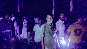 ওপারে লাইট নিভিয়ে পুশ ইনের চেষ্টা, এপাড়ে টর্চ জ্বালিয়ে পাহারায় গ্রামবাসী