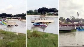 বাল্কহেডের ধাক্কায় নদীতে ভেঙ্গে পড়লো নির্মাণাধীন ফুট বেইলি ব্রিজ