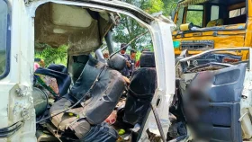 ট্রাক-মাইক্রোবাস সংঘর্ষে নিহত বেড়ে ৮, সাতজনই একই পরিবারের