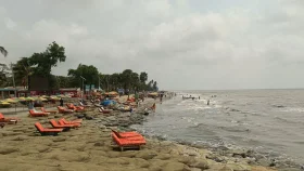 কুয়াকাটা সৈকতে আবারও ভেসে এলো অর্ধগলিত মরদেহ