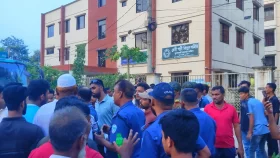 গণছুটিতে ফেনী পল্লী বিদ্যুতের ৫৬৯ কর্মী, গ্রাহকের ভোগান্তি