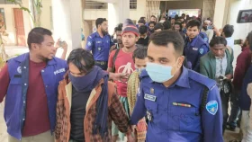 টেকনাফ সীমান্তে ৫২ অনুপ্রবেশকারী কারাগারে, একজন হাসপাতালে&nbsp;