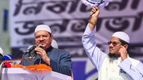 দাঁড়িপাল্লার এক পাল্লায় আমেরিকা, অন্য পাল্লায় ভারত: রেজাউল করীম