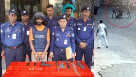 পুলিশ কর্মকর্তার ছিনতাই হওয়া সেই পিস্তল উদ্ধার, গ্রেপ্তার ১