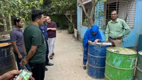 ব্যবসায়ীর বাড়ি থেকে ৫ হাজার লিটার জ্বালানি তেল জব্দ