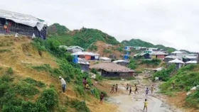 টেকনাফে ৩ রোহিঙ্গা যুবককে ধরে নিয়ে গেছে দুর্বৃত্তরা