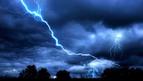 বজ্রপাতের সময় জীবন বাঁচাতে পারে &lsquo;৩০-৩০ নিয়ম&rsquo;