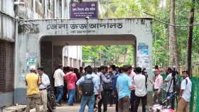 কক্সবাজার আদালত প্রাঙ্গণে গোলাগুলি, গুলিবিদ্ধ ২