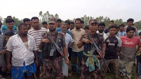 হাতীবান্ধায় সীমান্তে ১১ জনকে পুশইনের চেষ্টা, বিজিবি&rsquo;র বাধা