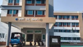 ত্রাণের ২০ পার্সেন্ট না পেয়ে ইউপি কর্মকর্তাকে পেটালেন ছাত্রদল নেতা, থানায় অভিযোগ