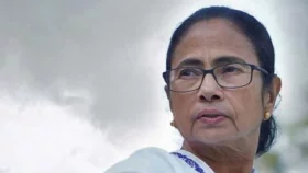 আরও নিঃসঙ্গ মমতা, এবার দীর্ঘদিনের ঘনিষ্ঠ মদন মিত্রও হাত ছাড়লেন