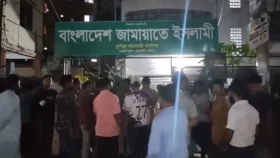 জামায়াতের দু&rsquo;গ্রুপের সংঘর্ষ, কুমিল্লা মহানগরী কার্যালয়ে ভাঙচুর