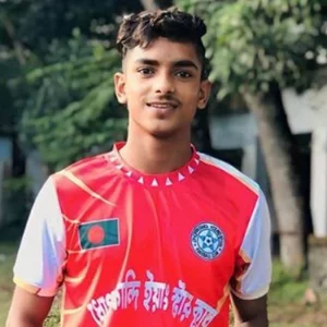সিরাজগঞ্জবাসীর চোখে ম্যানচেস্টার ইউনাইটেড স্বপ্ন