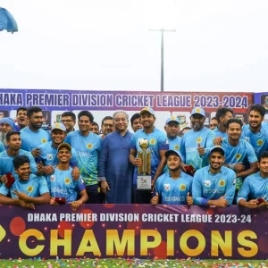 রেকর্ড আবাহনীতে রেকর্ড রাজা