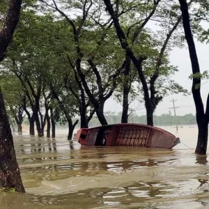 সিলেটে বন্যার গ্রাসে সাড়ে ৫ লাখ মানুষ