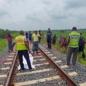 ফরিদপুরে ট্রেনে কাটা পড়ে যুবকের মৃত্যু 