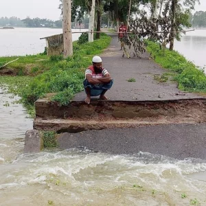 এখনও বিপদসীমার ওপরে ৬ নদীর পানি