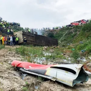 যেভাবে বেঁচে গেলেন নেপালে বিধ্বস্ত উড়োজাহাজের পাইলট