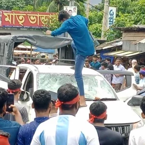 কুমিল্লায় বৈষম্যবিরোধী ছাত্র আন্দোলনে গুলিবিদ্ধসহ আহত অর্ধশত