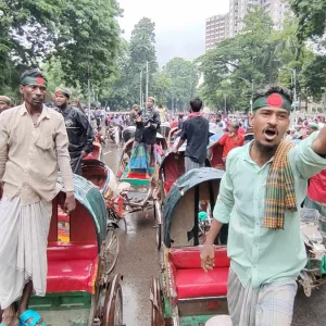 প্রতিবাদী গানে-স্লোগানে শ্রাবণের অগ্নিঝরা বিকাল