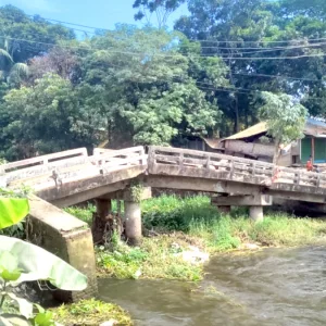 লক্ষ্মীপুরে সেতু ধসে যাতায়াত বন্ধ, বাতিল হলো কলেজের পরীক্ষা