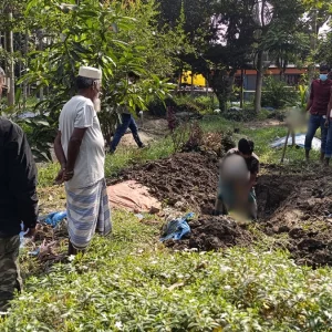 হেলিকপ্টার দেখতে গিয়ে গুলিতে নিহত সুমাইয়ার লাশ উত্তোলন