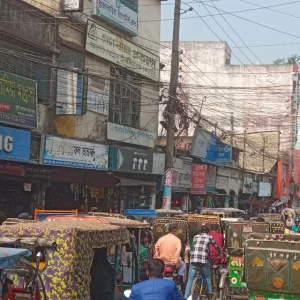 ব্রাহ্মণবাড়িয়ায় অবৈধ ব্যাটারিচালিত রিকশা-ইজিবাইকের ছড়াছড়ি  