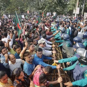 আটকে গেল ভারতীয় হাইকমিশন অভিমুখে বিএনপির পদযাত্রা