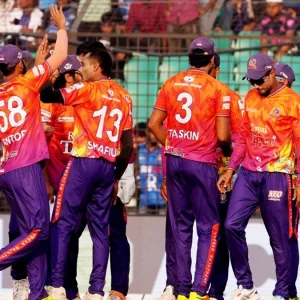 রাজশাহী তিনটি কিস্তিতে বকেয়া পরিশোধের প্রতিশ্রুতি দিয়েছেন