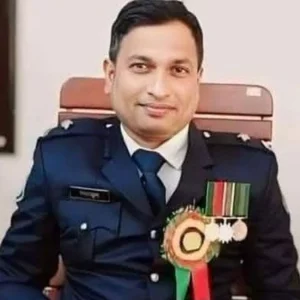 চলন্ত বাসে ডাকাতির ঘটনায় বড়াইগ্রাম থানার ওসিকে প্রত্যাহার