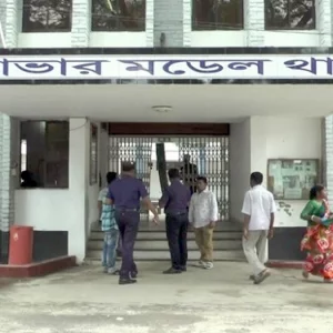 নারী কনস্টেবলকে রড দিয়ে পেটালেন বিএনপি নেতার গাড়িচালক