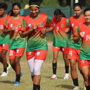 সাত মহিলা ফুটবল খেলোয়াড় ভুটানে যাবেন