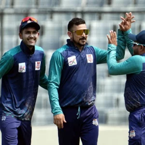 নাসেরকে নিষেধাজ্ঞার সাথে খেলতে উইকিট পেয়েছিল
