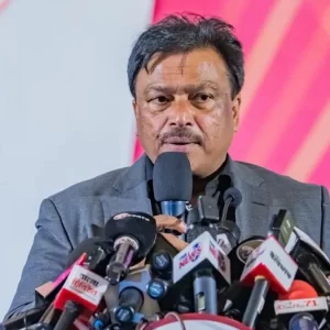 ফারুক একটি গঠনমূলক সমালোচনা শুনতে চান