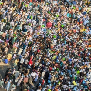 শাহবাগে গণজমায়েত শুরু 