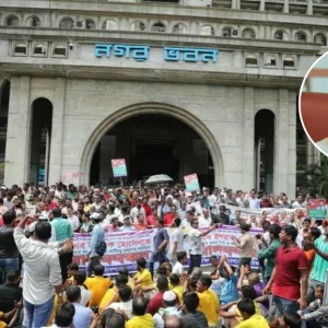 ইশরাকের শপথ দাবিতে নগর ভবন ঘেরাও, ২৪ ঘণ্টার আল্টিমেটাম