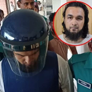 ২৬ মিনিট কাঠগড়ায় রেলিংয়ে বাঁধা ছিল নোবেলের ডান হাত