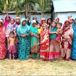 একযুগে এই গ্রামবাসীদের ভাগ্যে জোটেনি কোরবানির গোস্ত