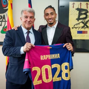 রাভেনিয়া 2021 অবধি একটি নতুন শিবিরে বাস করে