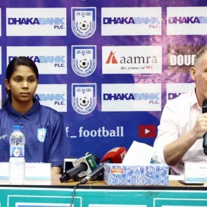 পর্যবেক্ষণ ছয় মাস
