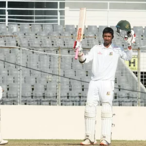 উদীয়মান বাংলাদেশ দলটি উচ্ছেদের সেঞ্চুরিতে লড়াই করতে ফিরে এসেছিল