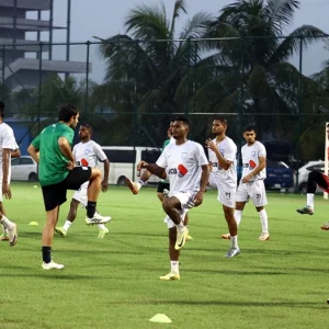 Dhaka াকা স্টেডিয়ামে কোনও অনুশীলন নেই, দর্শকদের চাপের সাথে দলের সভা