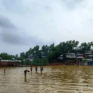 রোহিঙ্গা ক্যাম্পের বিভিন্ন অংশে ৫৩টি ভুমিধস, নিহত ১
