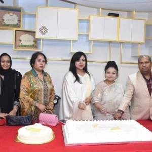 হুর-এর নতুন আউটলেট এখন ধানমণ্ডিতে
