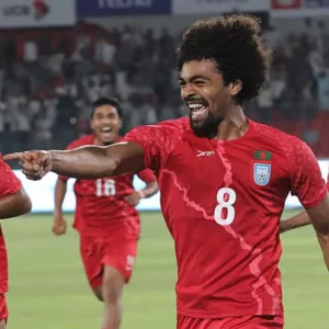 বাড়িতে হামজার উপস্থিতিতে ভুটানের সামনে বাংলাদেশ হেরে গেল।
