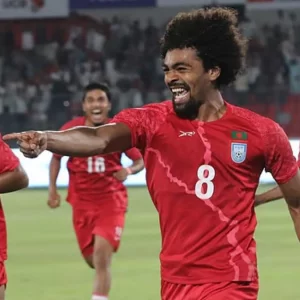 বাংলাদেশ-সিঙ্গাপুর ম্যাচ: বড় পর্দায় খেলাটি দেখুন