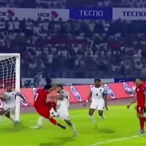 সিঙ্গাপুর তরুণদের লক্ষ্য নিয়ে অগ্রসর হয়েছিল