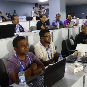 একটি সাংবাদিক কার্ডের সাথে বাণিজ্য, বিব্রতকর